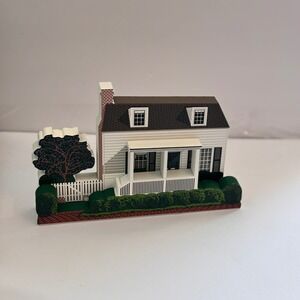 Shelia's Henry S. Willink Cottage Savannah GA Wooden Sitter Cottage Core Grandma